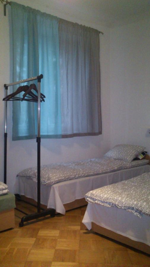 Kwatery Pracownicze Tolek Varšava Exteriér fotografie